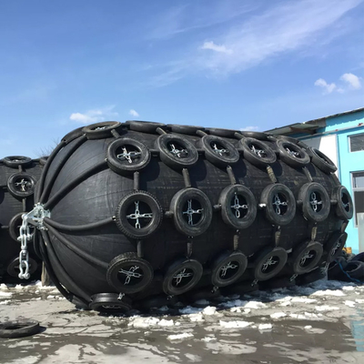 26 acoda defensas del dique flotante de los 2.5M Yokohama Rubber Fender 50kPa