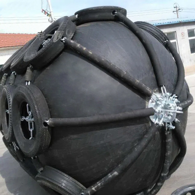 Defensa de goma inflable neumática los 3.3*6.5M 80kPa del 1:2014 ISO17357 para las operaciones del STS
