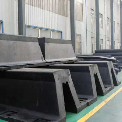 Longitud 1000-3500m m de Marine Rubber Fenders Height 200-1000m m del arco