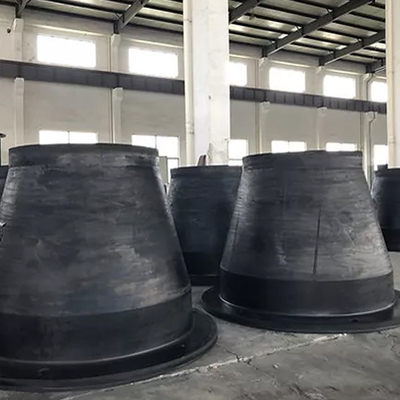 Color negro de las defensas de goma cónicas del cono PIANC2002 modificado para requisitos particulares para el almacenador intermediario del muelle del barco