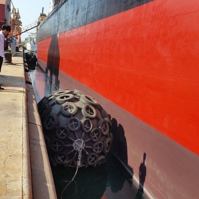 Defensa de goma neumática Iso17357 50kpa de las operaciones del Sts para la protección de la nave