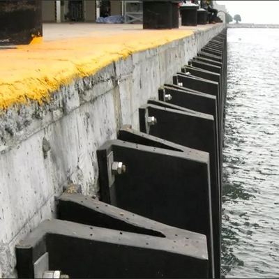 Tipo marino tope de goma natural de Harga V del muelle de la defensa