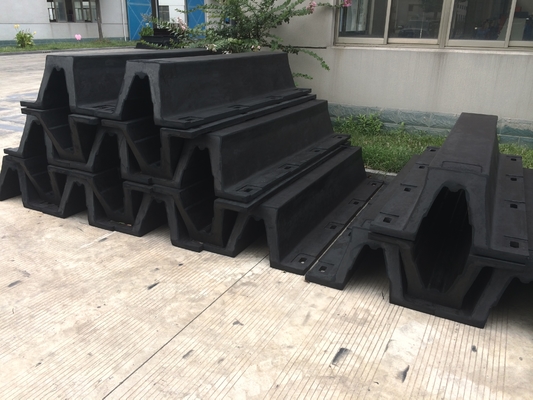 El OEM modificó el tipo Marine Rubber Fender For Boats de V para requisitos particulares