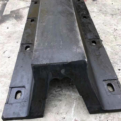 75 Shore A Fender de caucho de caucho OEM Tipo V para barco