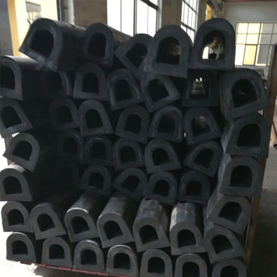 Fenders de tipo D versátiles y eficientes para la protección