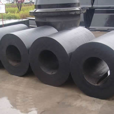Fenders de goma cilíndrica versátil de 1900 mm para una protección superior de los buques