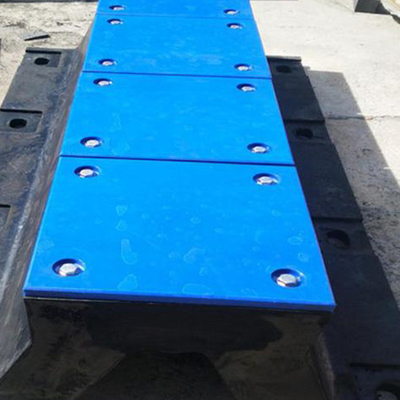 Protección de muelle flotante de tipo V en multicolor