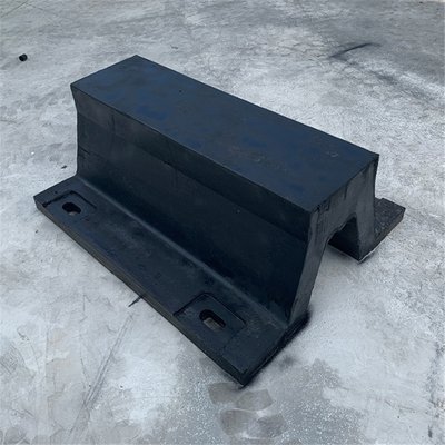 Protección de muelle flotante de tipo V en multicolor