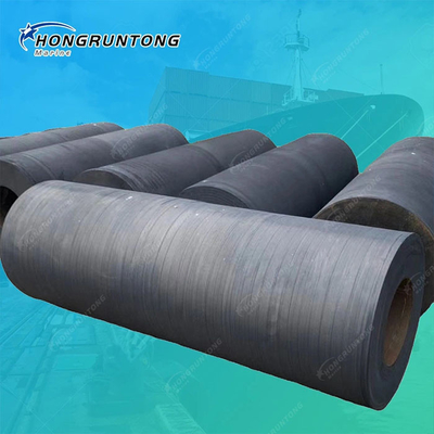 Fenders marinos cilíndricos negros Fenders duraderos para alto impacto y bajo mantenimiento