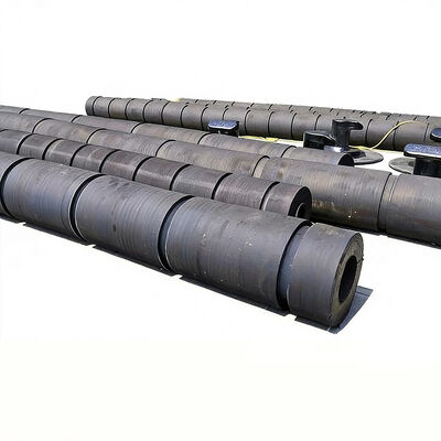 Las bandas de los remolcadores son reforzadas con resistencia al impacto, con amortiguación antiabrasión, duraderas.