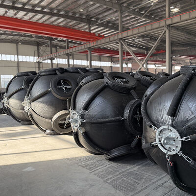 Fender neumático de caucho con larga vida útil anti-colisión y fácil instalación para la protección marina