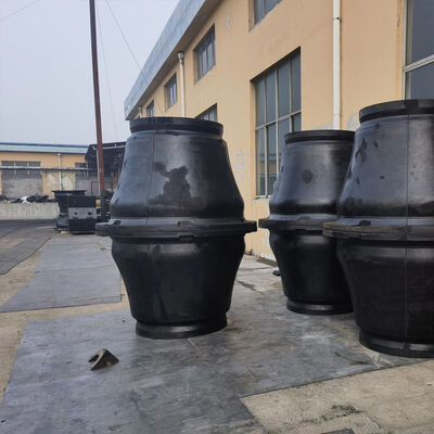 Fenders de goma cónica con alta absorción de impacto, resistente a la corrosión del agua de mar y larga vida útil